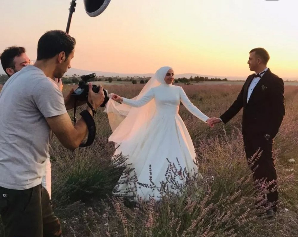 Kıraç arazisine lavanta ekip bölgeyi turizme kazandırdı