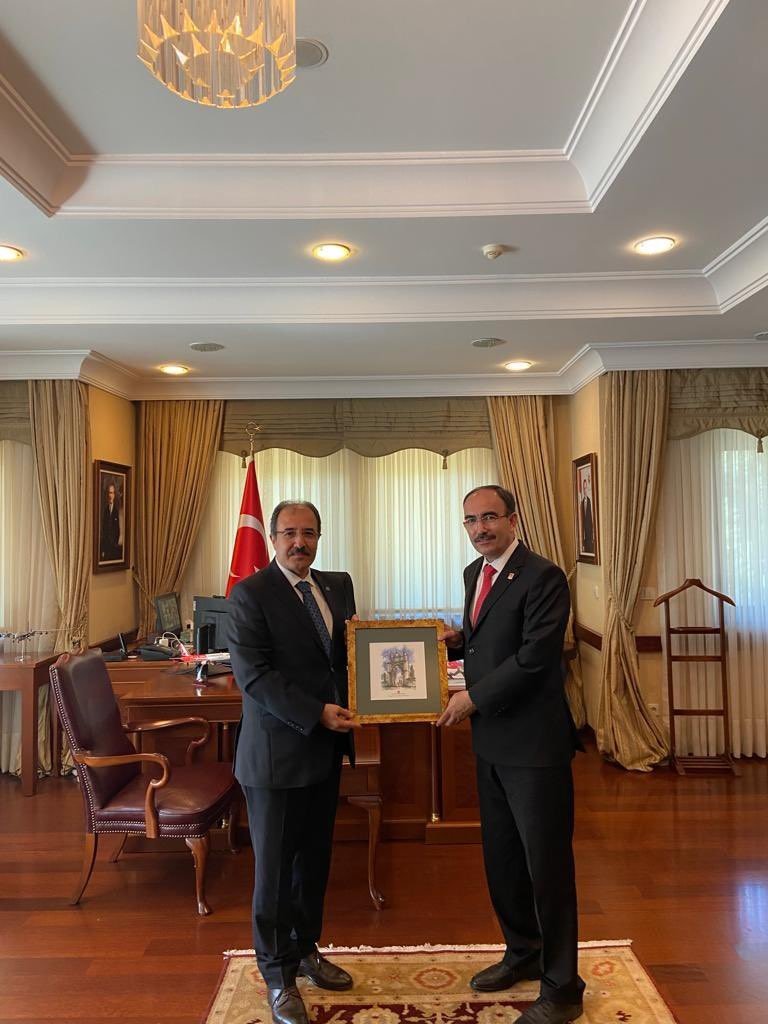 Rektör Beydemir, Bakü Büyükelçisi Bağcı’yla bir araya geldi