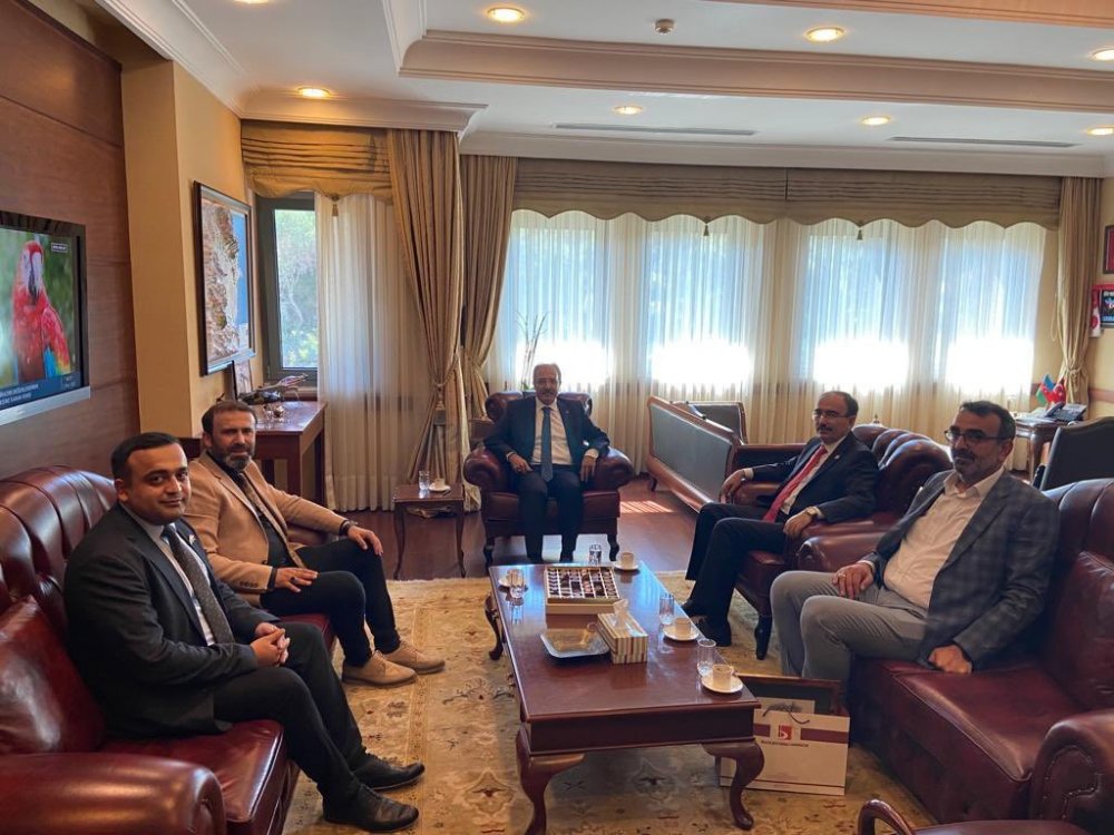 Rektör Beydemir, Bakü Büyükelçisi Bağcı’yla bir araya geldi