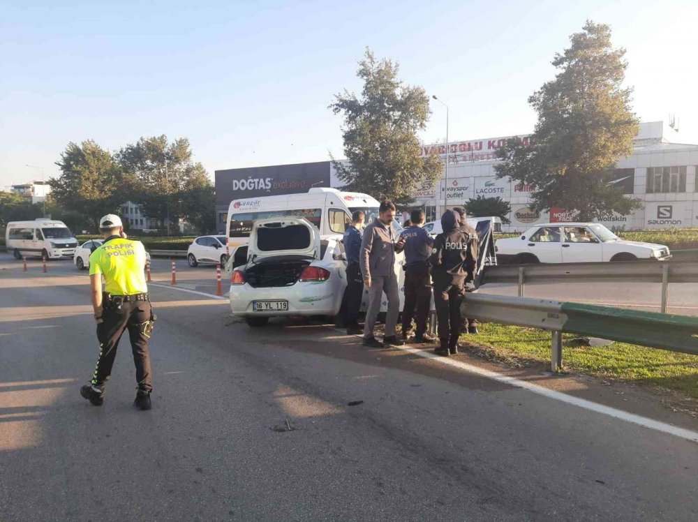 Bariyerlere ok gibi saplandı