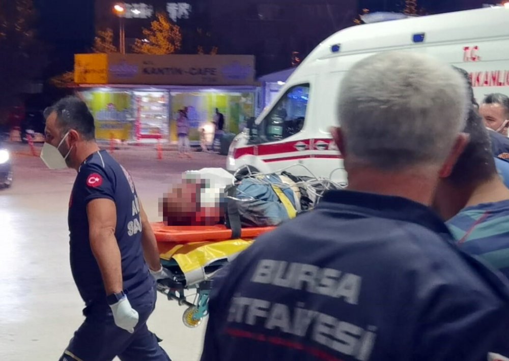 Bursa’da traktör devrildi