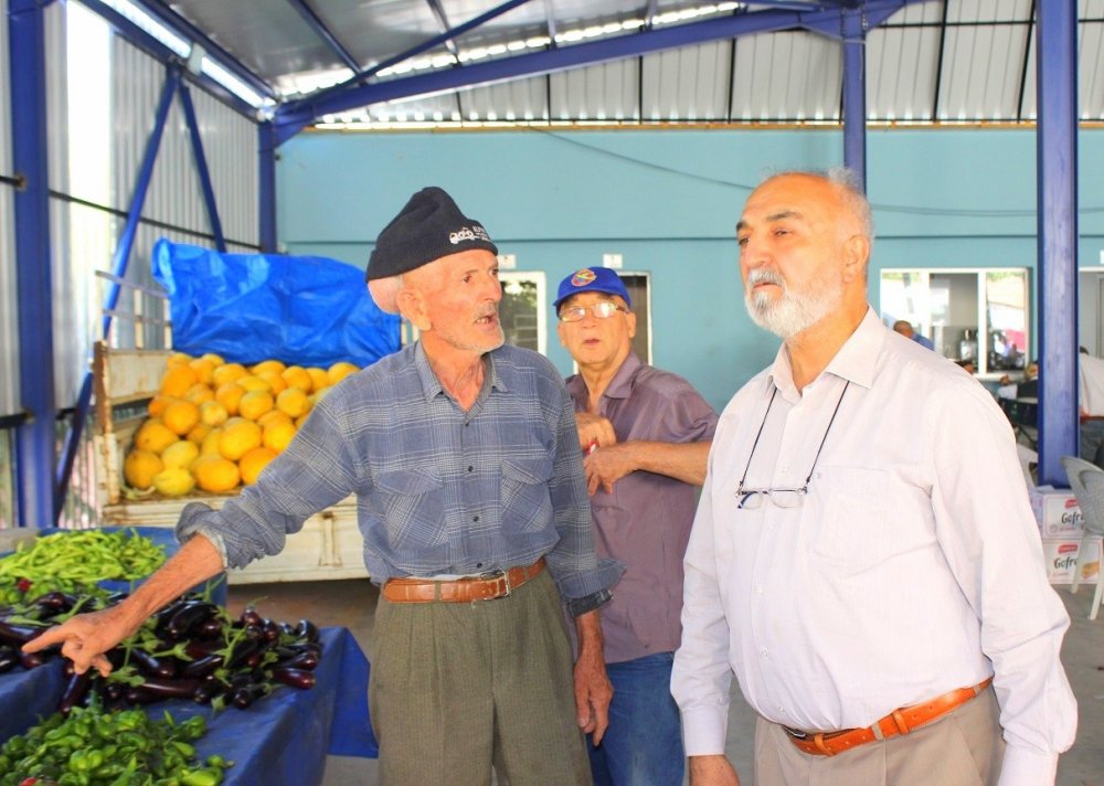 Başkan Kepez, pazarcılarla bir araya geldi
