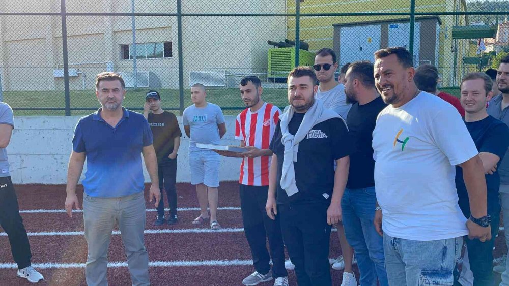 Belekoma Tayfa taraftar grubundan zorlu maç öncesi takıma tam destek