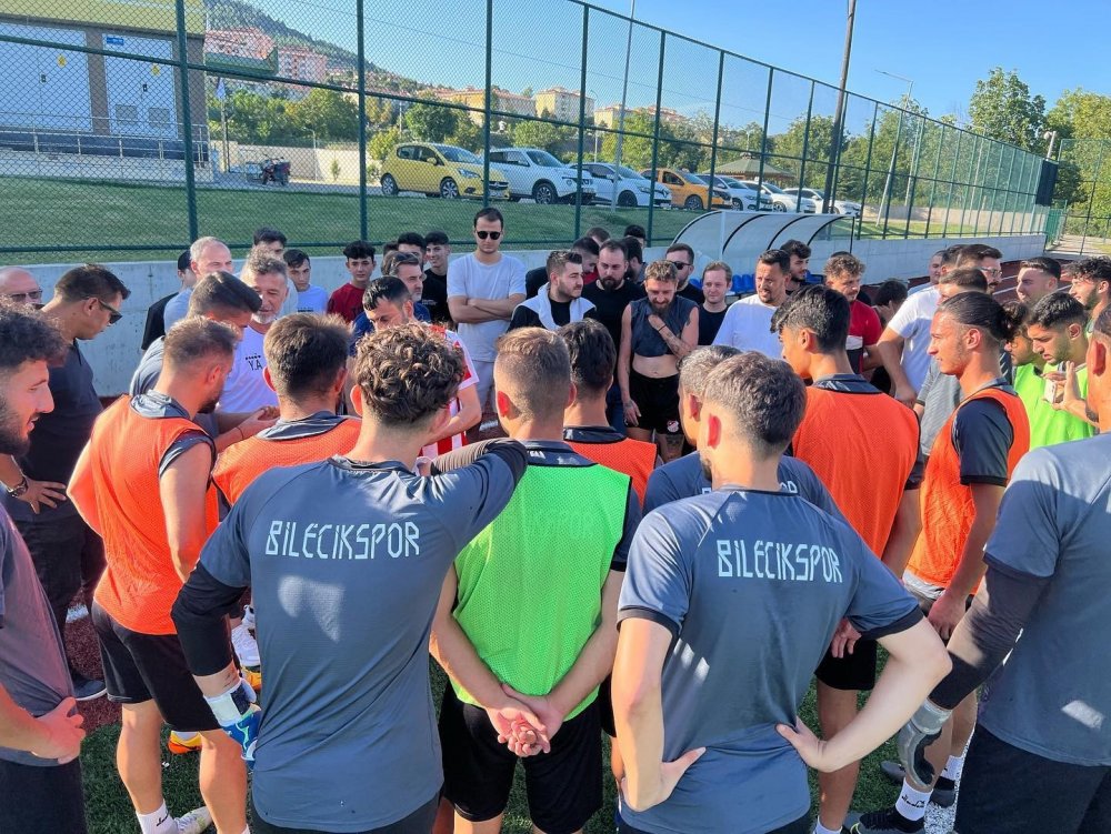 Belekoma Tayfa taraftar grubundan zorlu maç öncesi takıma tam destek