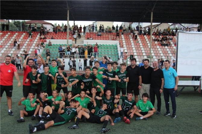 sampiyon-sakaryaspor2.jpg