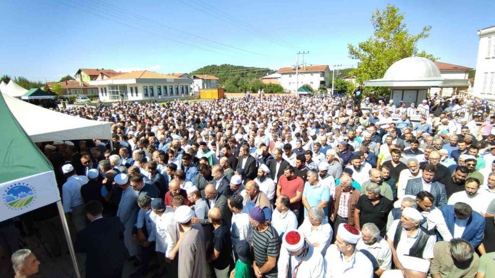 Şehit Kaymakam’ın babası son yolculuğuna uğurlandı