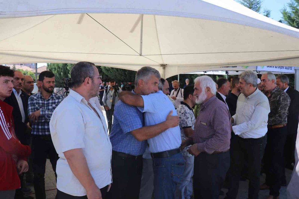 Şehit Kaymakam’ın babası son yolculuğuna uğurlandı