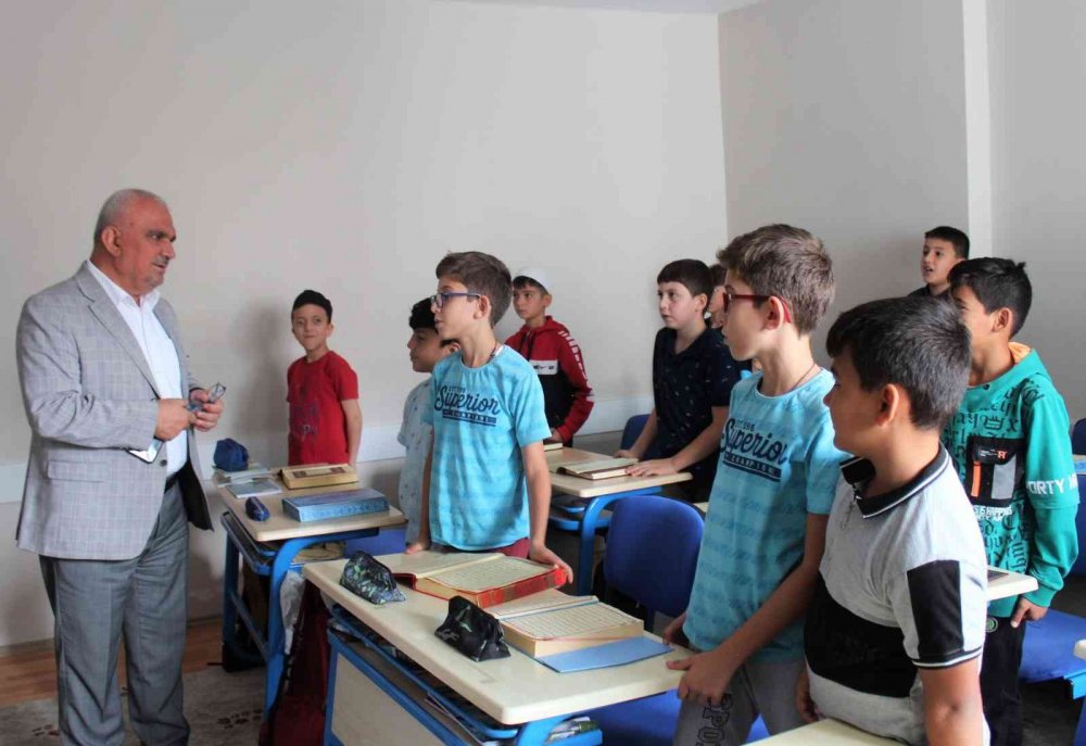 Müftü Erhun’dan Hafızlık Kur’an Kursuna ziyaret