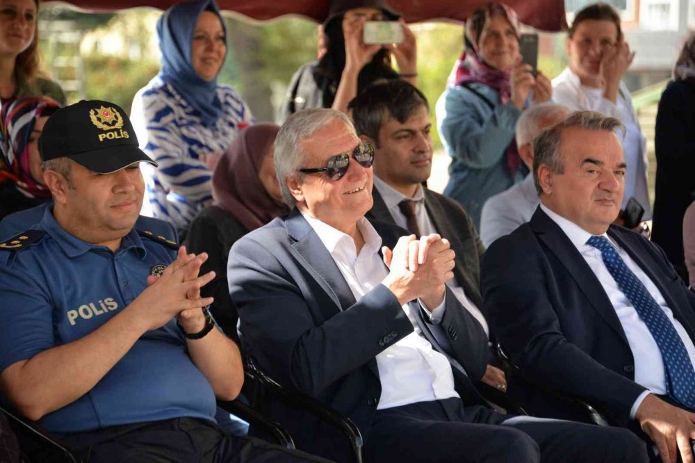 Bozüyük'te İlköğretim Haftası kutlandı