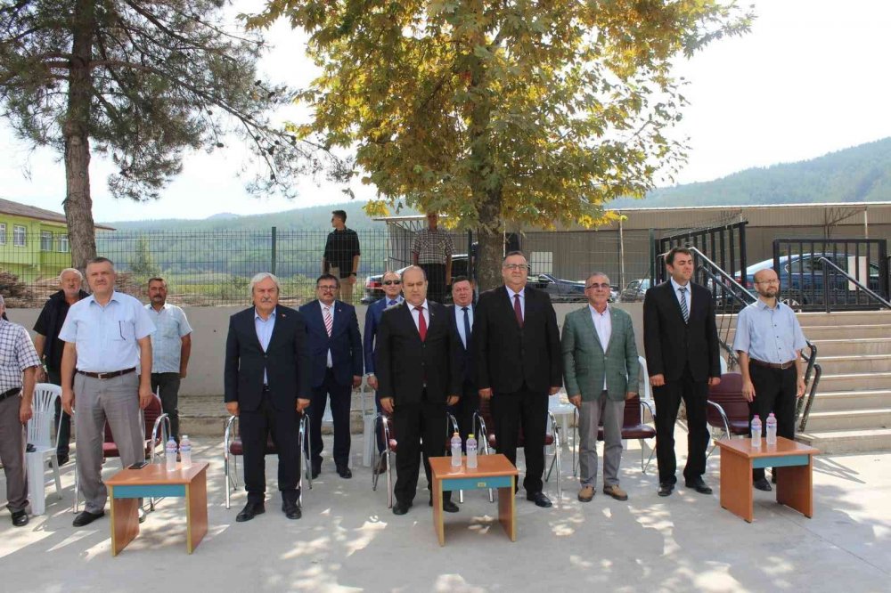 Kaymakam Ünal ve Başkan Şahin öğrencilerin heyecanına ortak oldu