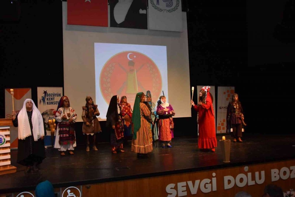 Bozüyük’te Gaziler Günü programına yoğun ilgi gördü