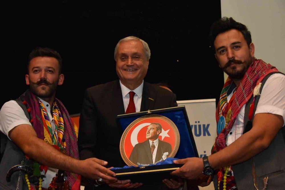 Bozüyük’te Gaziler Günü programına yoğun ilgi gördü