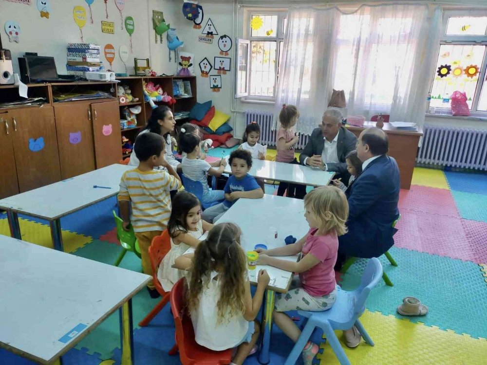 Başkan Yaman, okul idareci ve öğretmenleri ile bir araya geldi