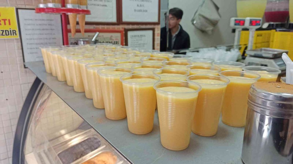 Havalar birden soğudu boza satışları arttı