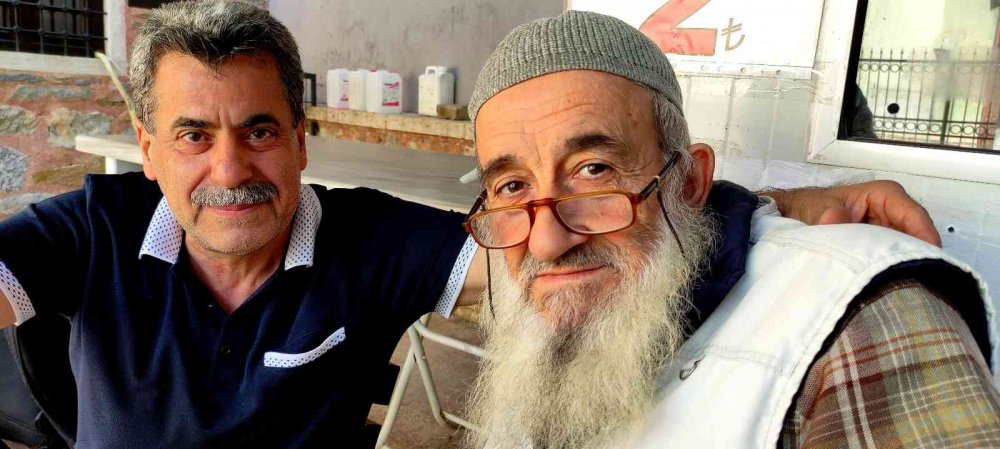 İkisinin aynı yaşta olduğuna kimse inanmıyor