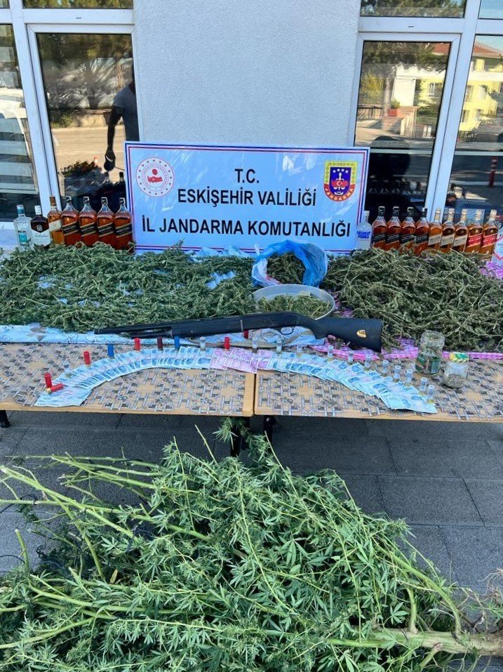 5 kilogram uyuşturucu madde ele geçirildi