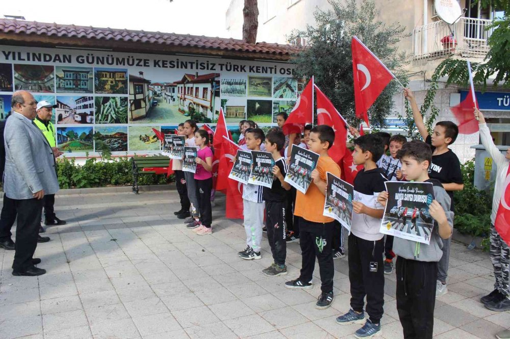 Osmaneli’nde ’Yayalara Öncelik Duruşu, Hayata Saygı Duruşu’ uygulaması