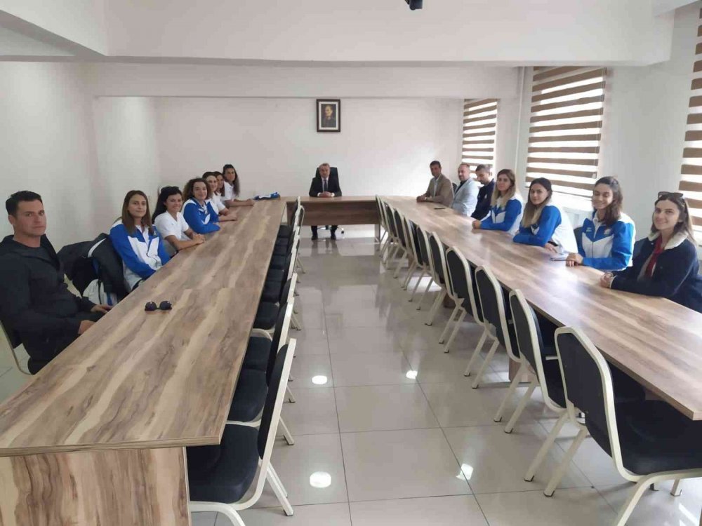 Kaymakama forma getirdiler