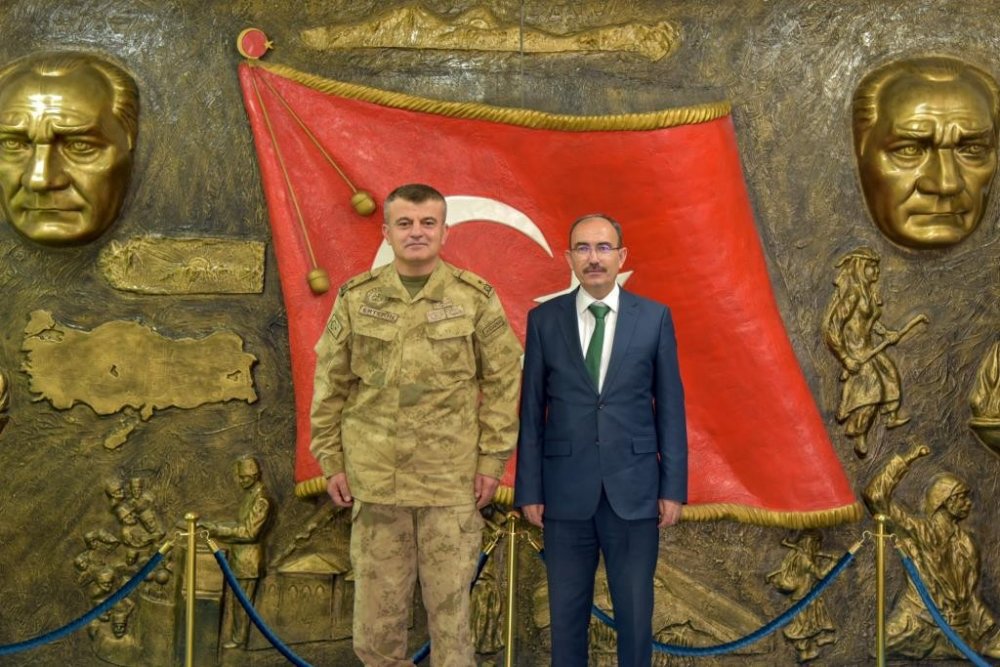 Rektör Beydemir’den Tuğgeneral Ertekin ile bir araya geldi