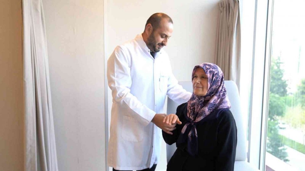 Kapalı omuz ameliyatıyla sağlıklarına kavuştular