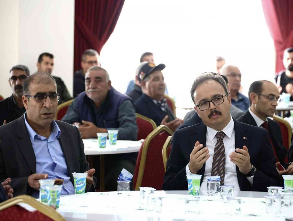 Vali, şehitler için düzenlenen mevlid-i şerife katıldı