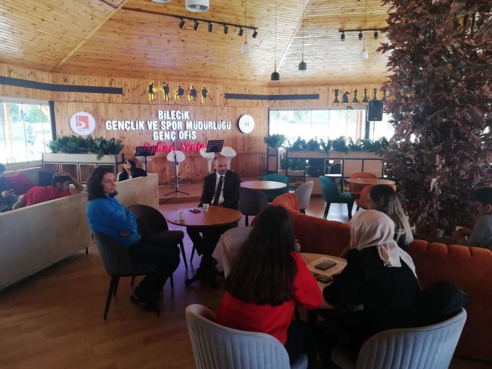 İl Müdürü Özdemir, Genç Ofis ile ilgili talepleri dinledi