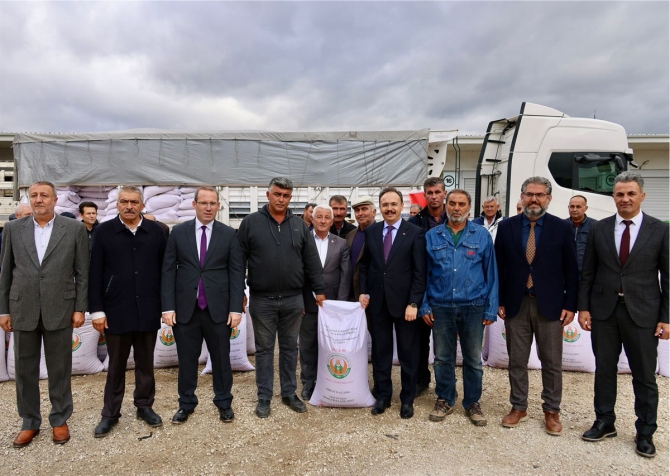 247-ton-tohum-destegi-verildi3.jpg
