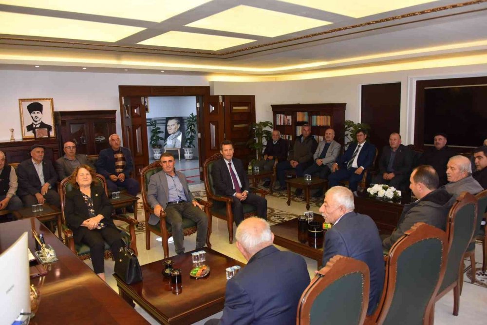 Başkan Bakkalcıoğlu’na “Muhtarlar Günü” ziyareti