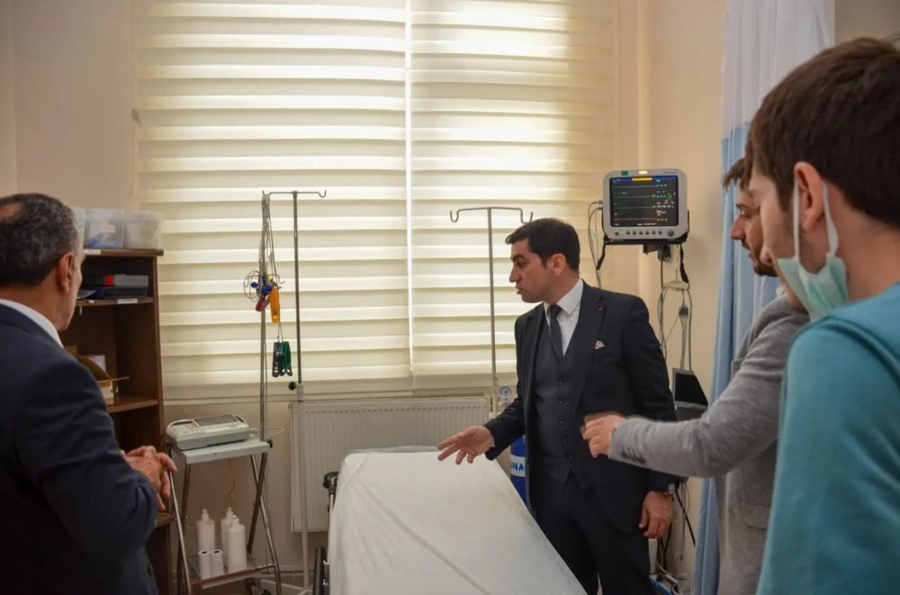 Sağlık Müdürü hastanede incelemede bulundu