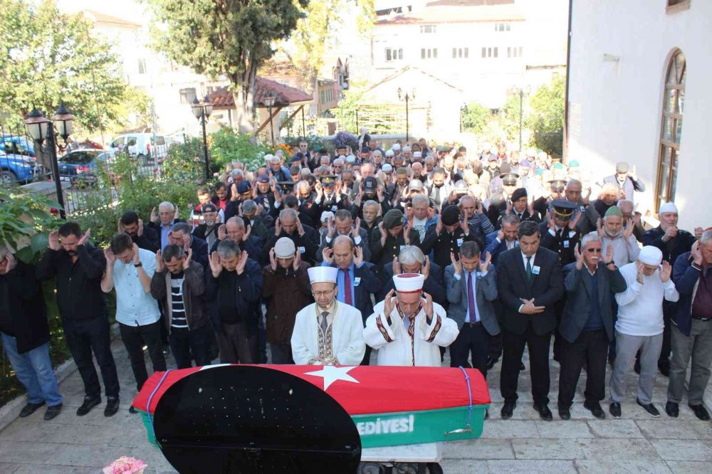 Vazife malulü gazi Akgüç son yolculuğuna uğurlandı