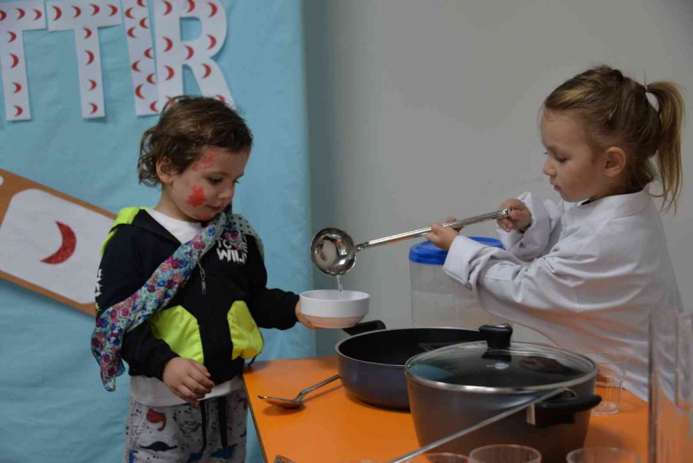 Bozüyük Belediyesi Çocuk Oyun ve Bakım Evi’nde ’Kızılay Haftası’ etkinliği
