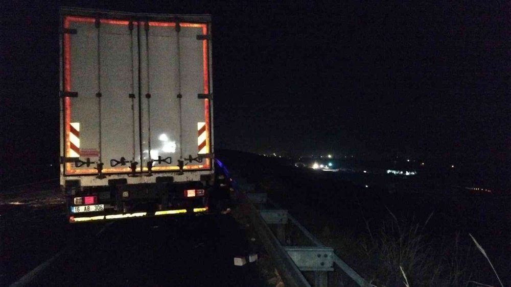 Otobanda inanılmaz ölüm