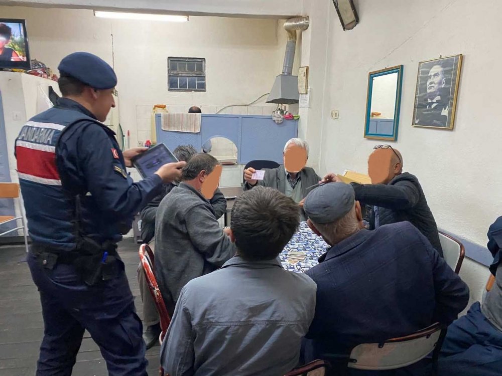 Jandarmadan 14 ilçede eş zamanlı huzur ve güven uygulaması