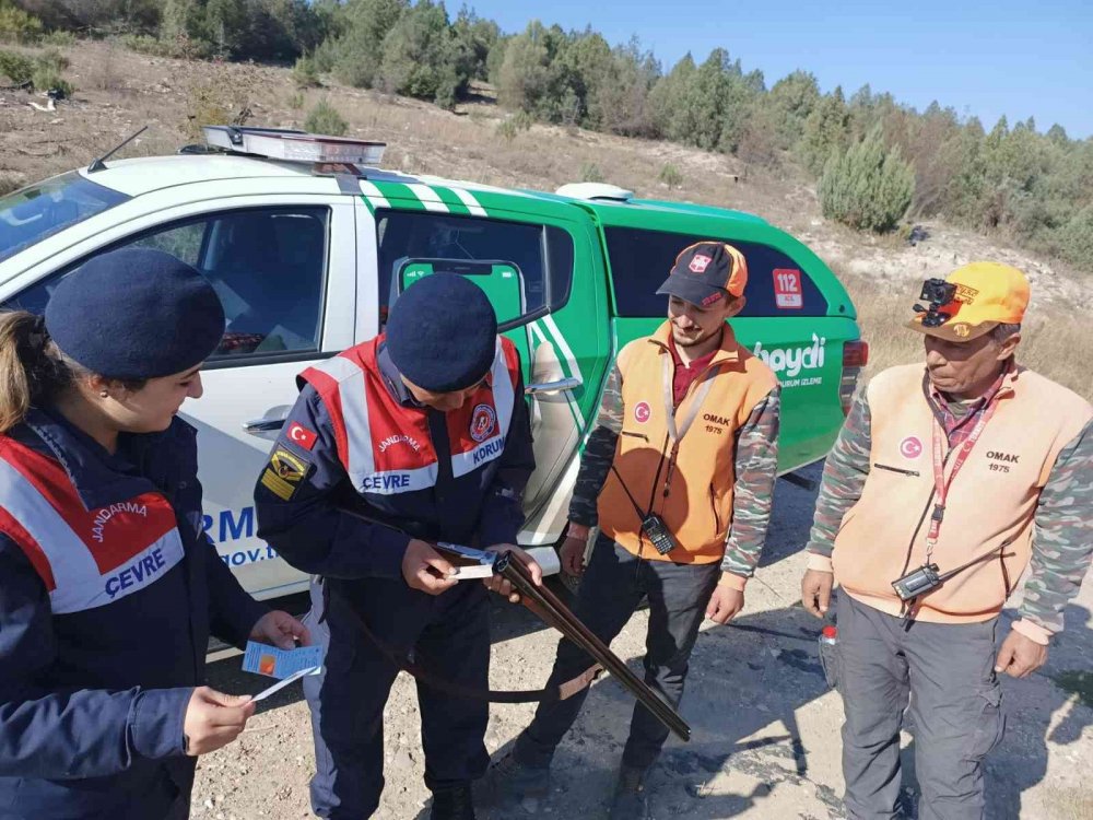 Bilecik’te jandarmadan avcılara denetim