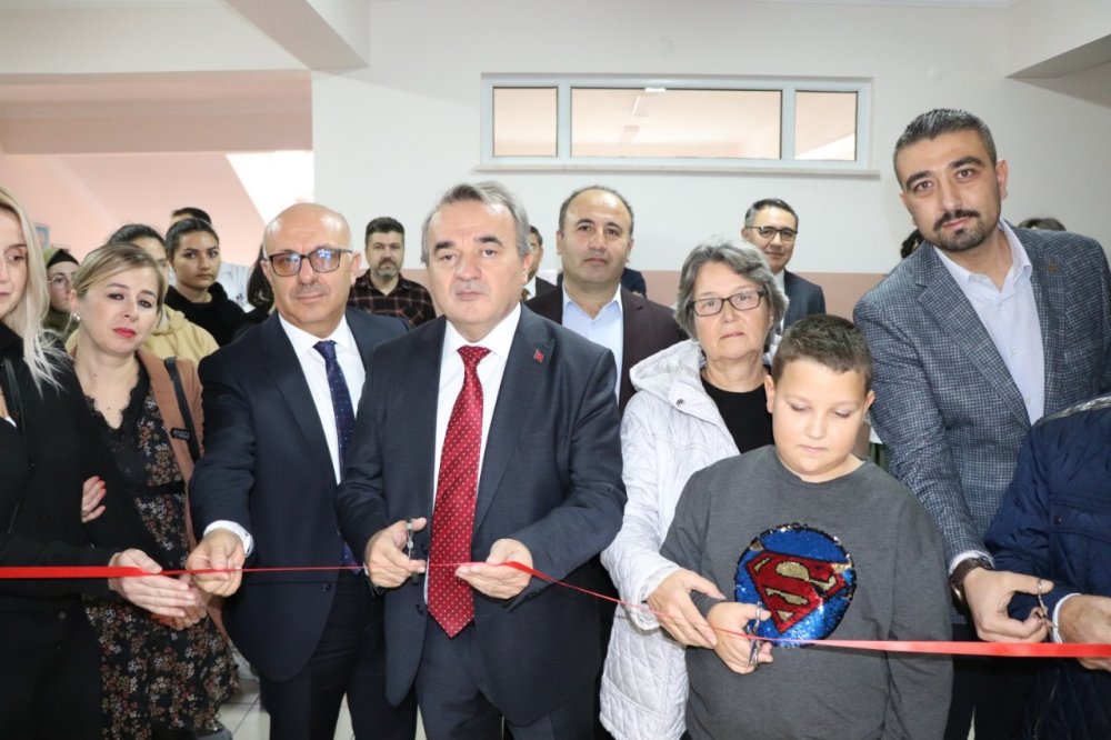 Merhum öğretmenin ismi okulunda yaşayacak