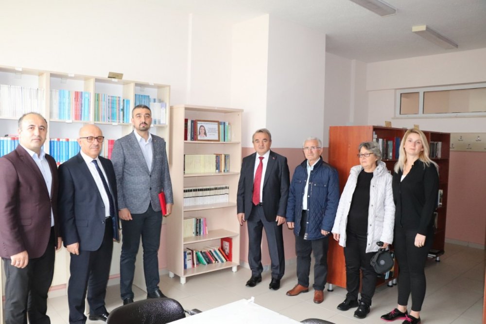 Merhum öğretmenin ismi okulunda yaşayacak