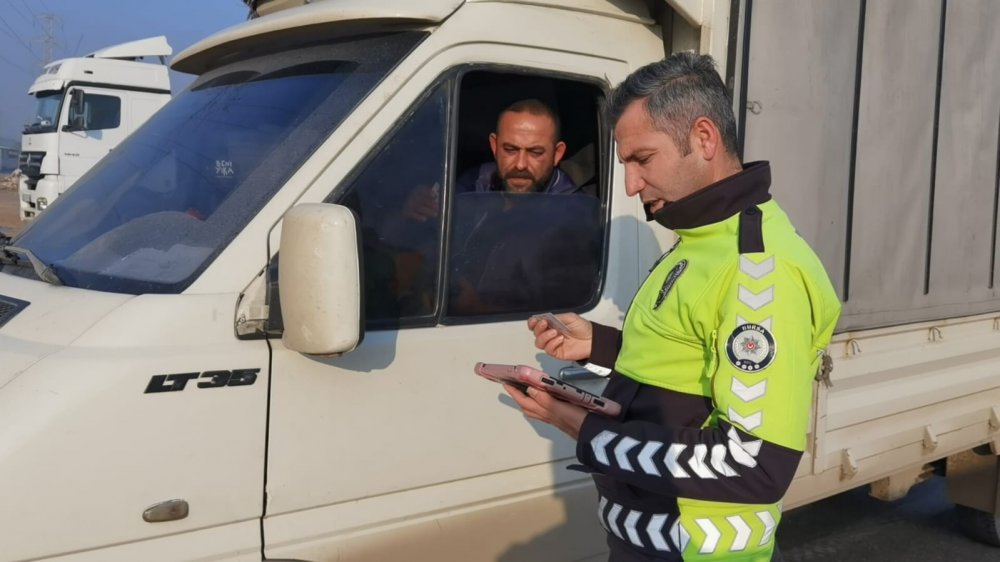 Kış lastiğinde kurallara uymayan sürücülere ceza