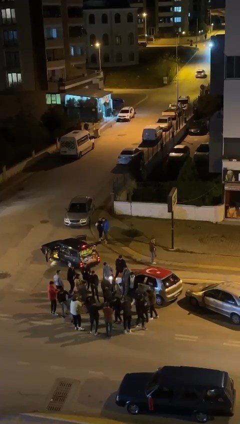 Böyle eğlence olmaz