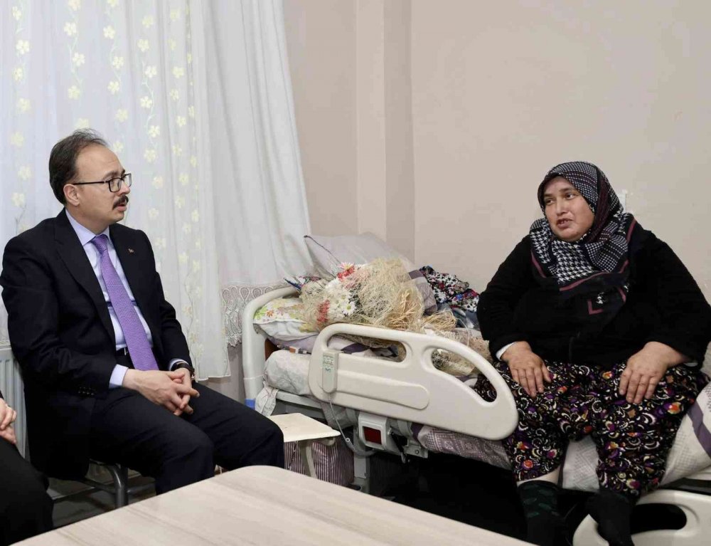 Vali Kızılkaya’dan şehit ailelerine ziyaret