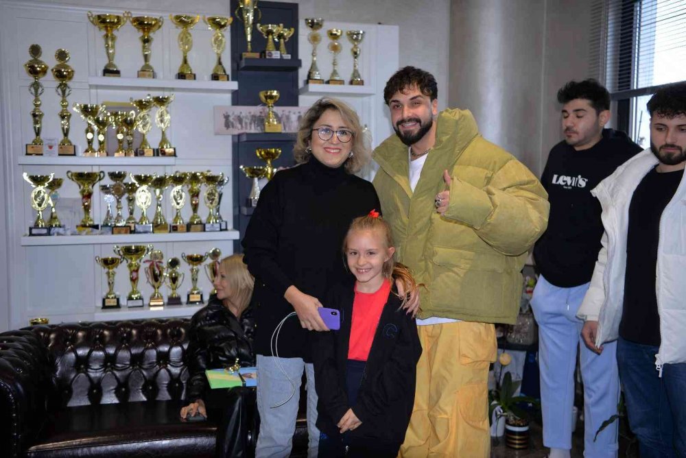 9 yaşındaki okul başkanının seçim vaadi gerçek oldu