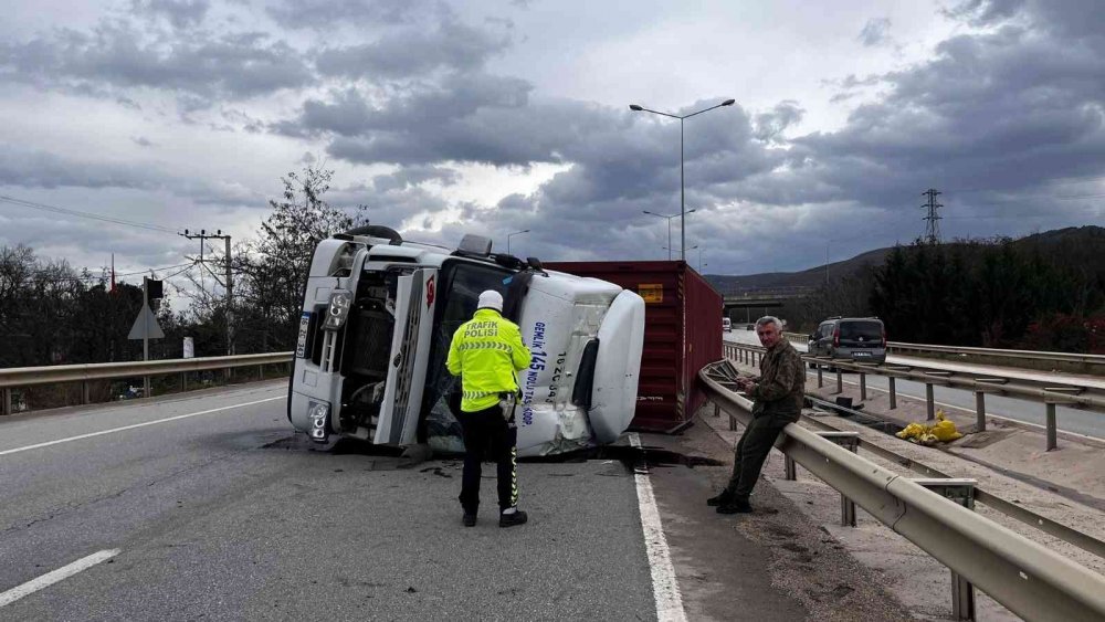 Yenişehir yolunda kaza