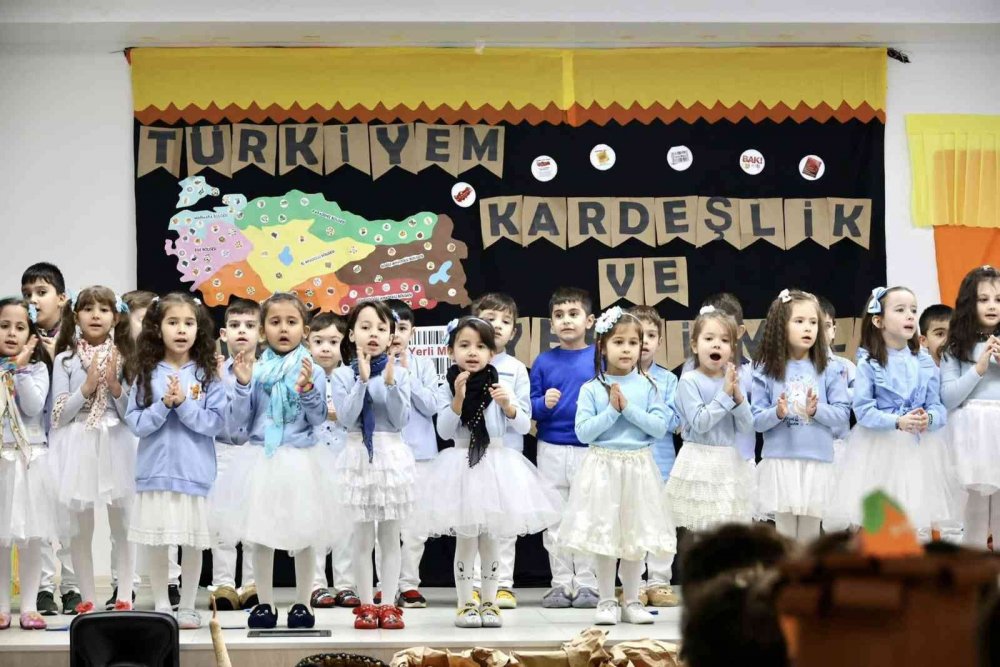 Miniklerin Yerli Malı Haftasını kutladı