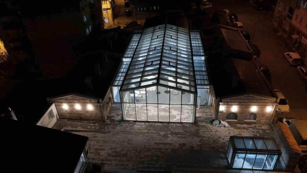 6 asırlık tarihi medrese özüne dönüyor