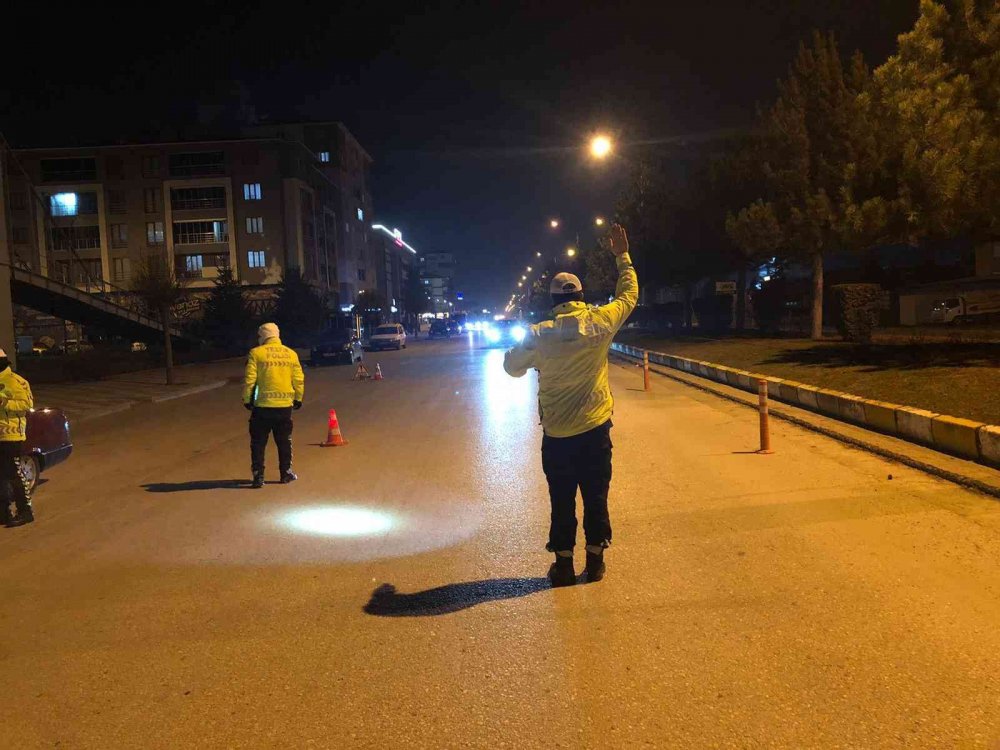 Bozüyük’te yılbaşında 273 araç denetlendi