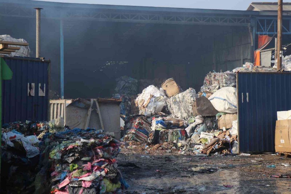 14 saati geçti bölgede soğutma çalışmaları sürüyor