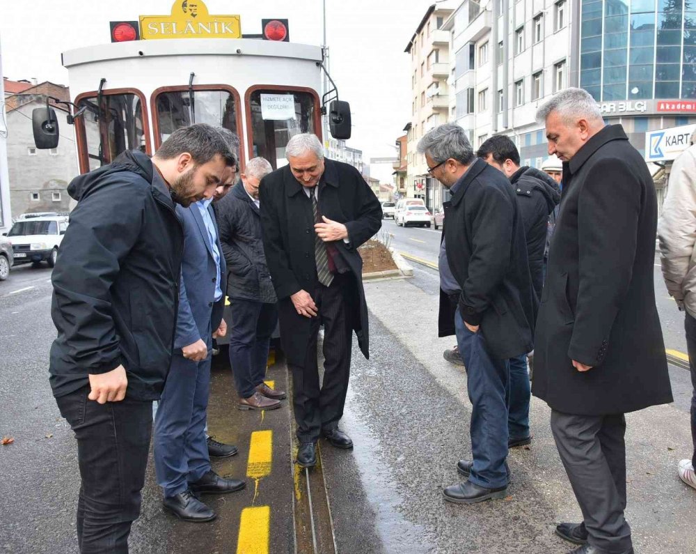 Gölbaşı Belediyesi, nostaljik tramvayı inceledi