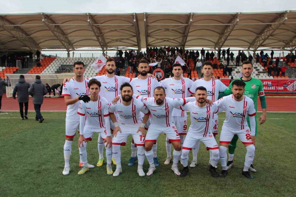 1969 Bilecik Spor Kulübü gol oldu yağdı