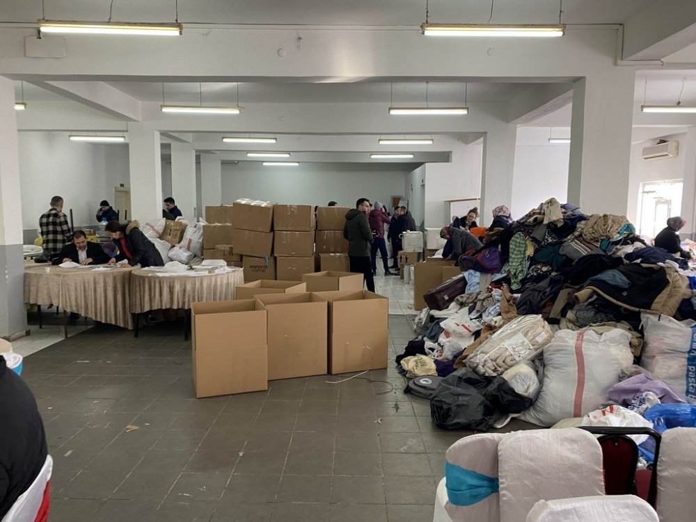 3 tır daha deprem bölgesine yola çıktı