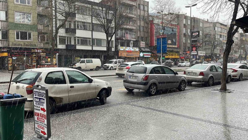 Sakarya’da dolu yağışı etkili oldu