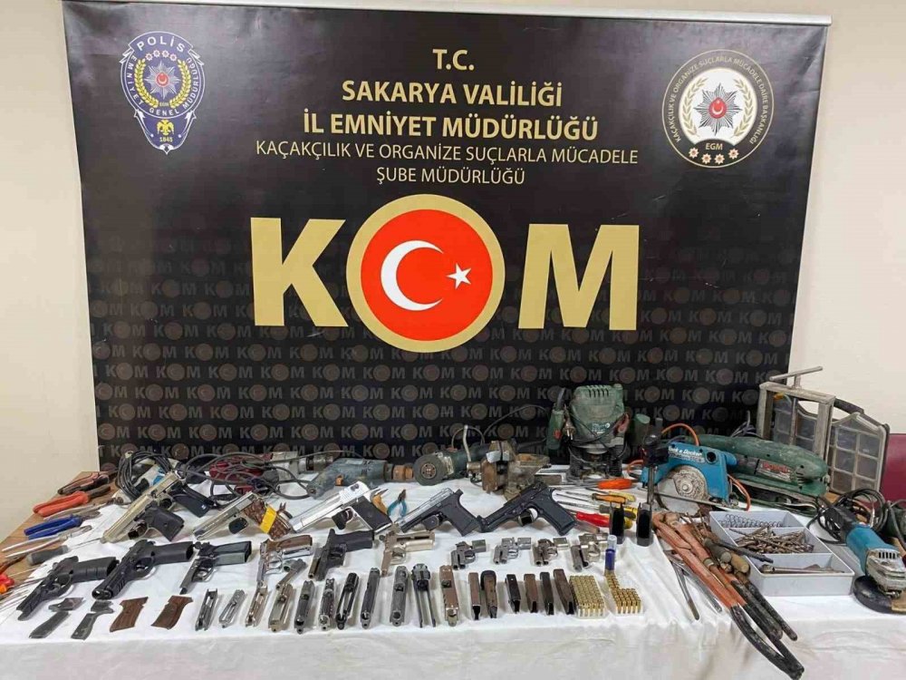 Polisten silah kaçakçılarına operasyon: 9 gözaltı
